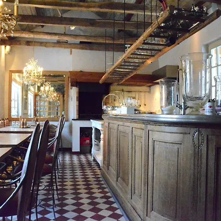 Villa With Hot Tub And Sauna, Cleaning Included Bievre