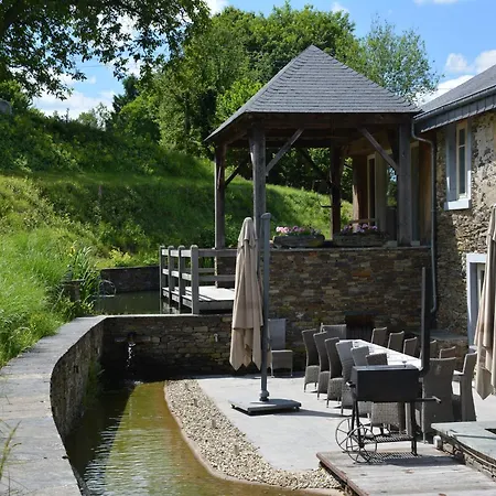 Villa With Hot Tub And Sauna, Cleaning Included Holiday home Bievre